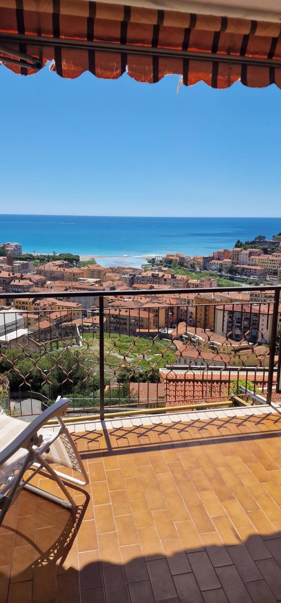 Thekeystudio, La Casa Del Mare Azzurro With Seaview Ventimiglia Exterior photo
