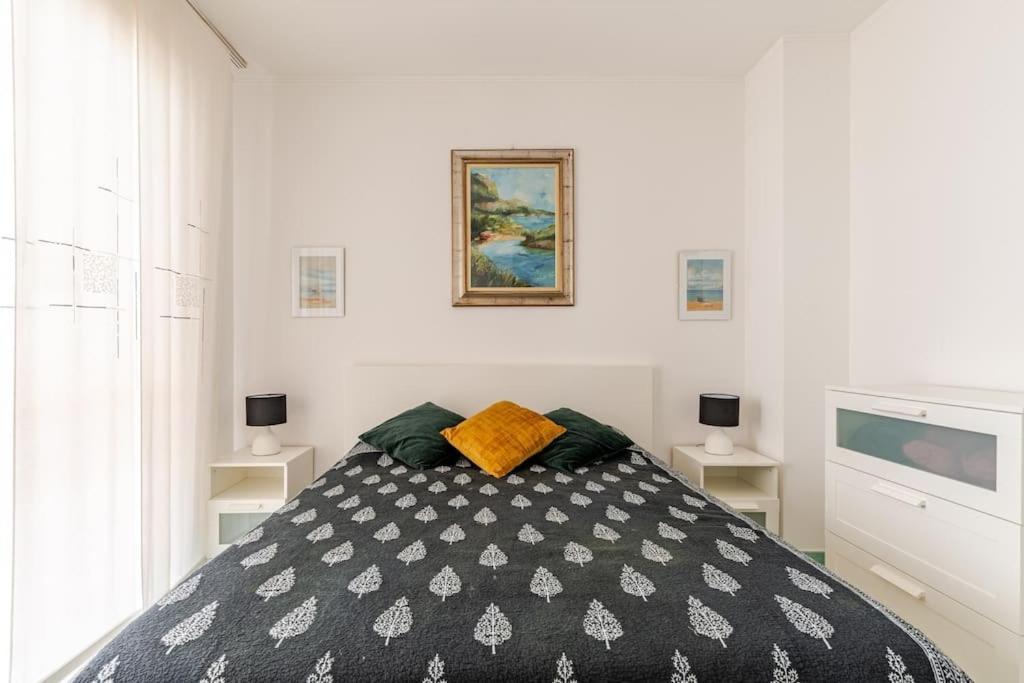 Thekeystudio, La Casa Del Mare Azzurro With Seaview Ventimiglia Exterior photo