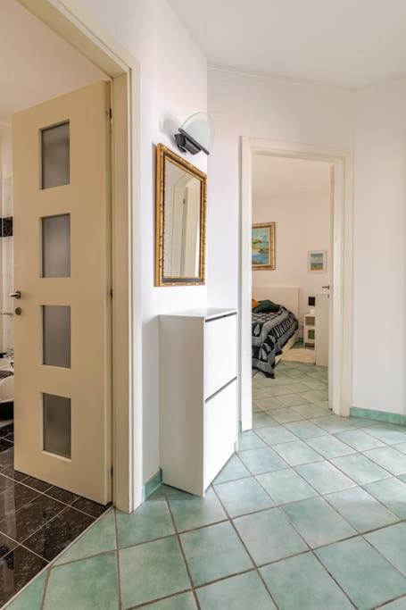 Thekeystudio, La Casa Del Mare Azzurro With Seaview Ventimiglia Exterior photo