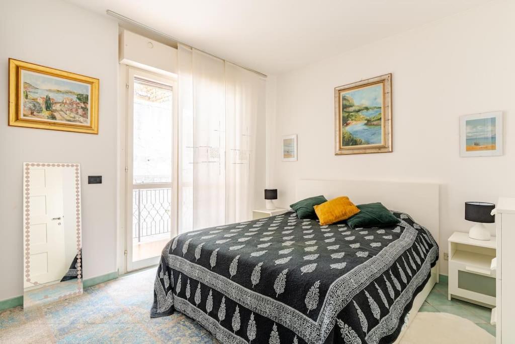 Thekeystudio, La Casa Del Mare Azzurro With Seaview Ventimiglia Exterior photo